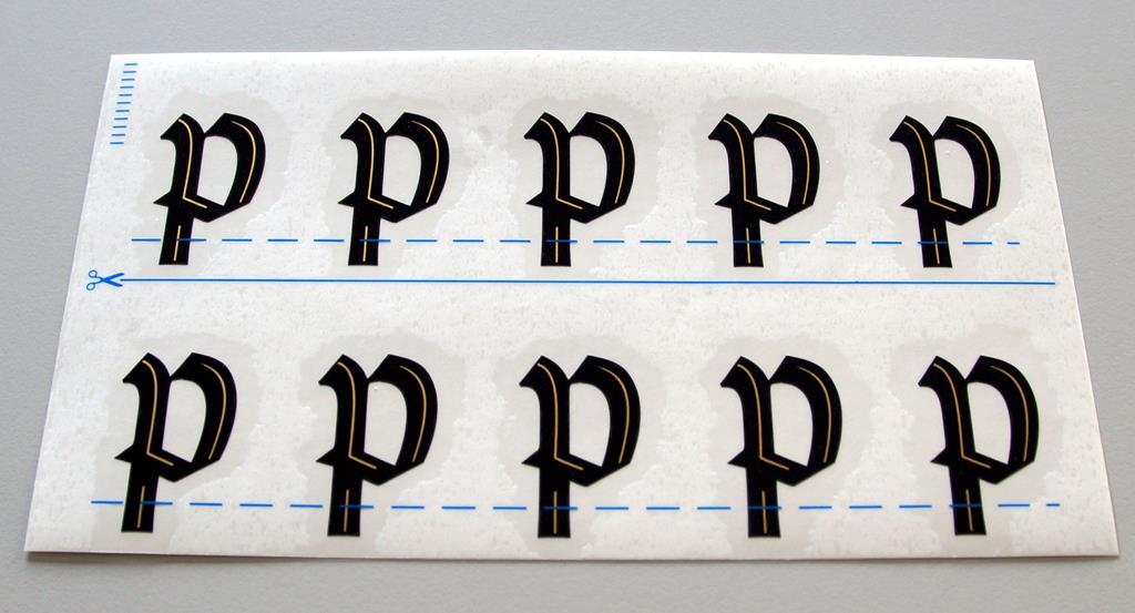 Grabkreuzbeschriftung - 36mm, Zeichen 'p', 10 Stück pro Blatt