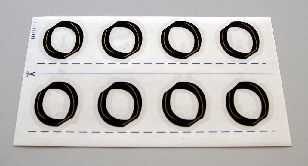 Grabkreuzbeschriftung - 36mm, Zeichen 'O', 8 Stück pro Blatt