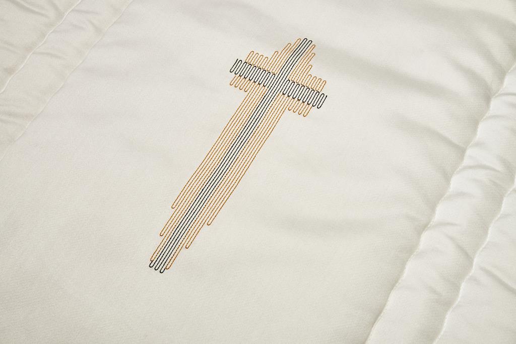 Deckengrt., Drell creme, gesticktes Kreuz, Stehsaum, 250 g/m²