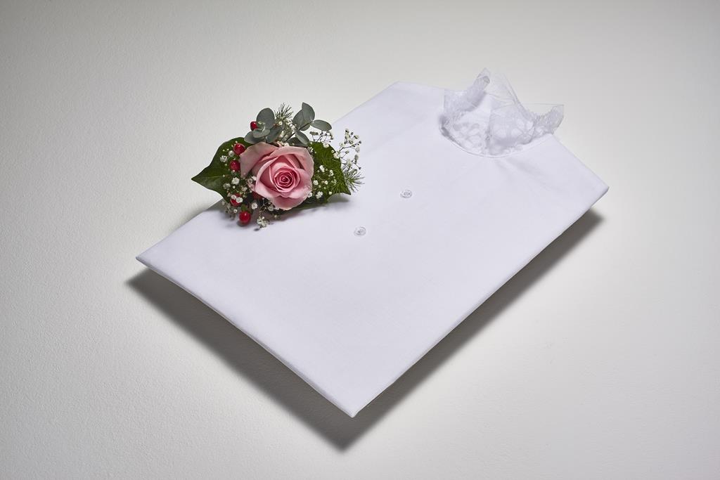Damentalar, BW-Mischgewebe weiß, Spitzenkragen, Zierknöpfe