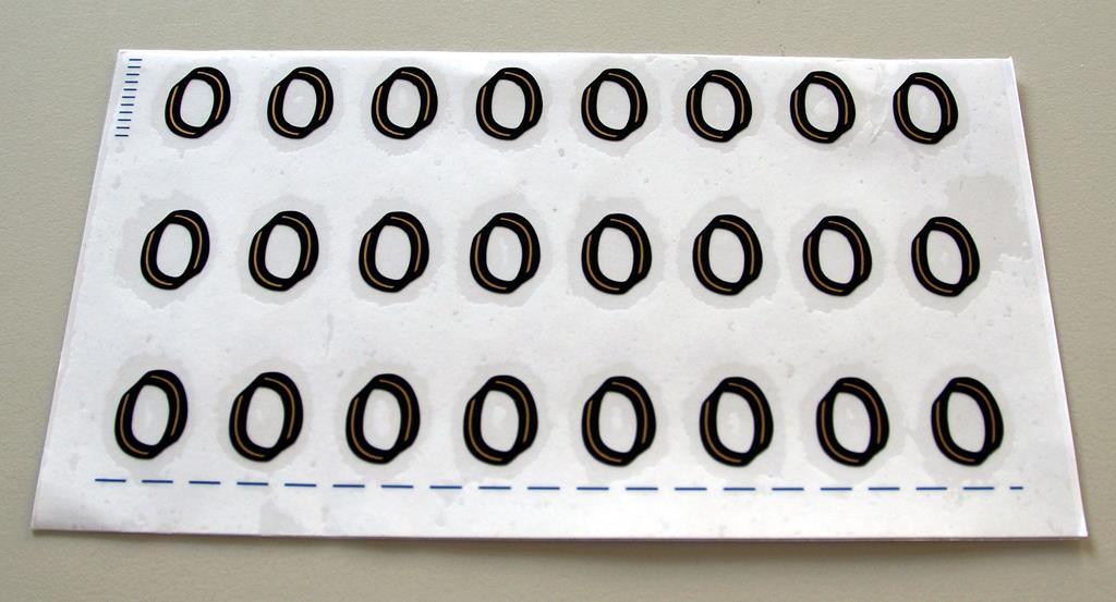 Grabkreuzbeschriftung - 36mm, Ziffer '0', 24 Stück pro Blatt
