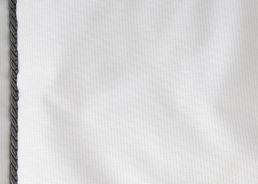 Deckengrt., Dekostoff grau m. Streifen, Kordel innen, Stehsaum, 250 g/m²