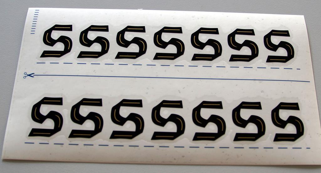 Grabkreuzbeschriftung - 36mm, Zeichen 's', 14 Stück pro Blatt