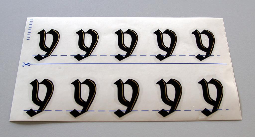Grabkreuzbeschriftung - 36mm, Zeichen 'y', 10 Stück pro Blatt